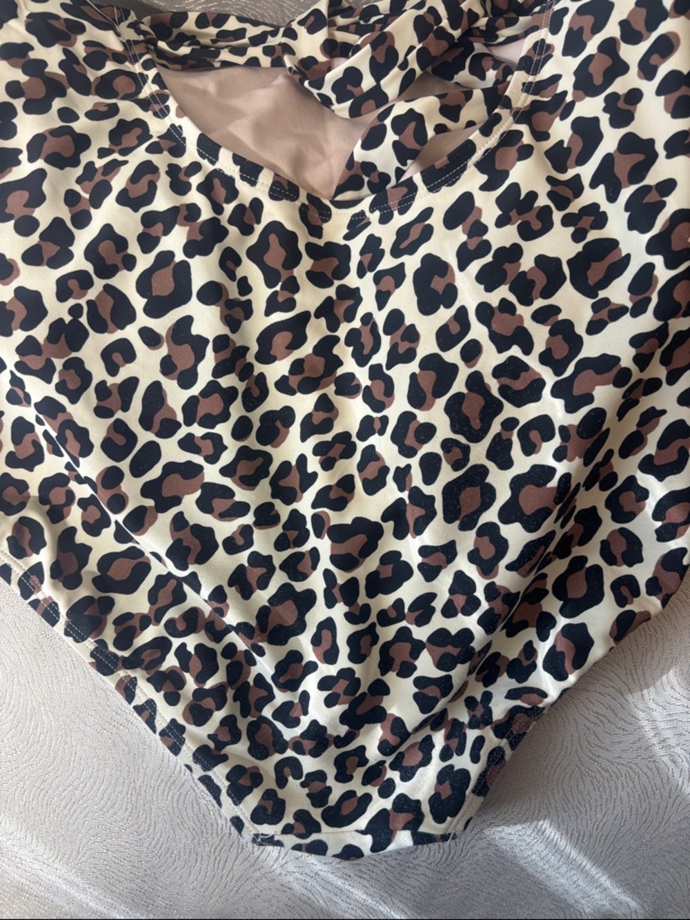Kona Sol Leopard Print One-Piece Swimsuit in Cream, Black, Brown 0132 - Picture 7 of 9